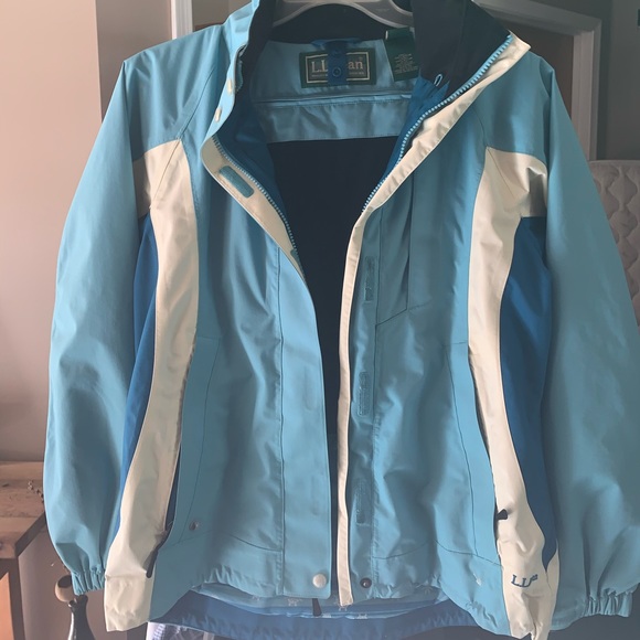 LL Bean Ladies Ski Jacket - Picture 1 of 6